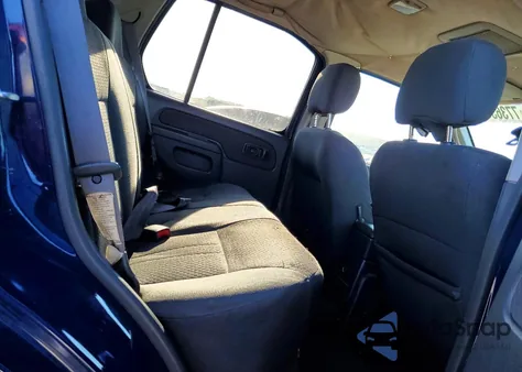 2004 Nissan Xterra Xe z USA, uszkodzony, nr VIN 5N1ED28T04C650273